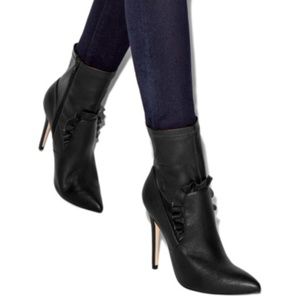 Brand new heeled boot